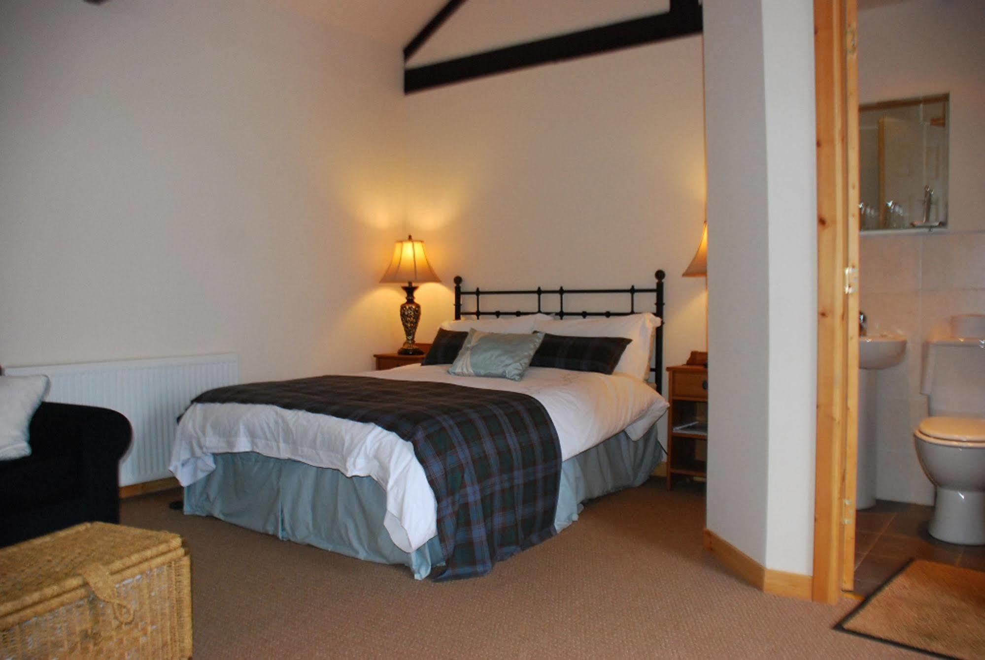 Scottish Equi B&B Ланарк Екстер'єр фото